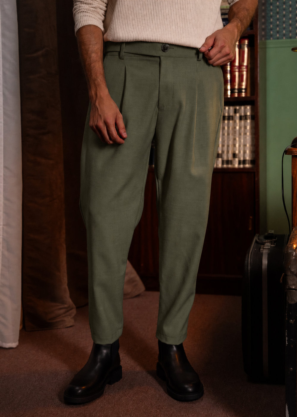 Ανδρικό Παντελόνι με Πιέτες – Dark Khaki Relaxed Fit