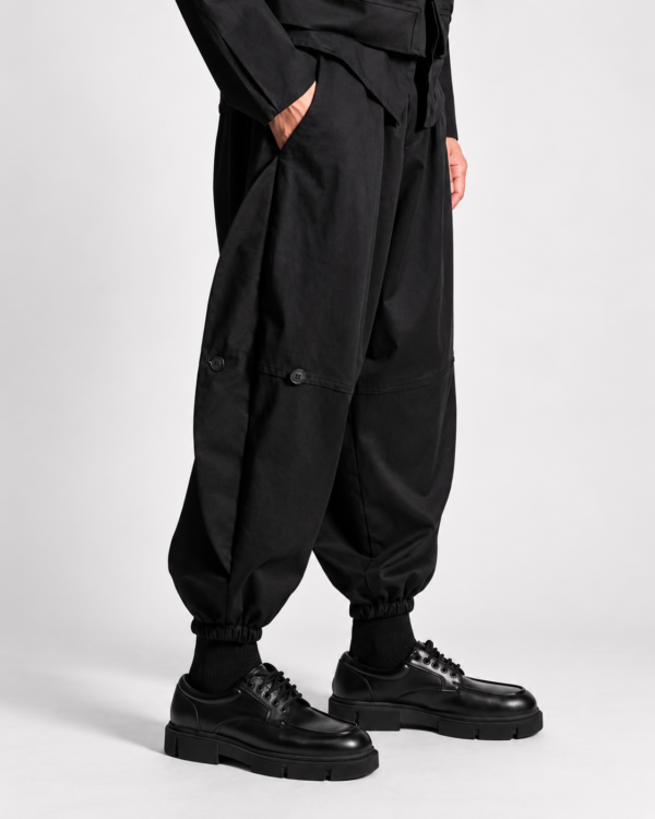 Balloon Fit Παντελόνι με Statement Κουμπιά – Black